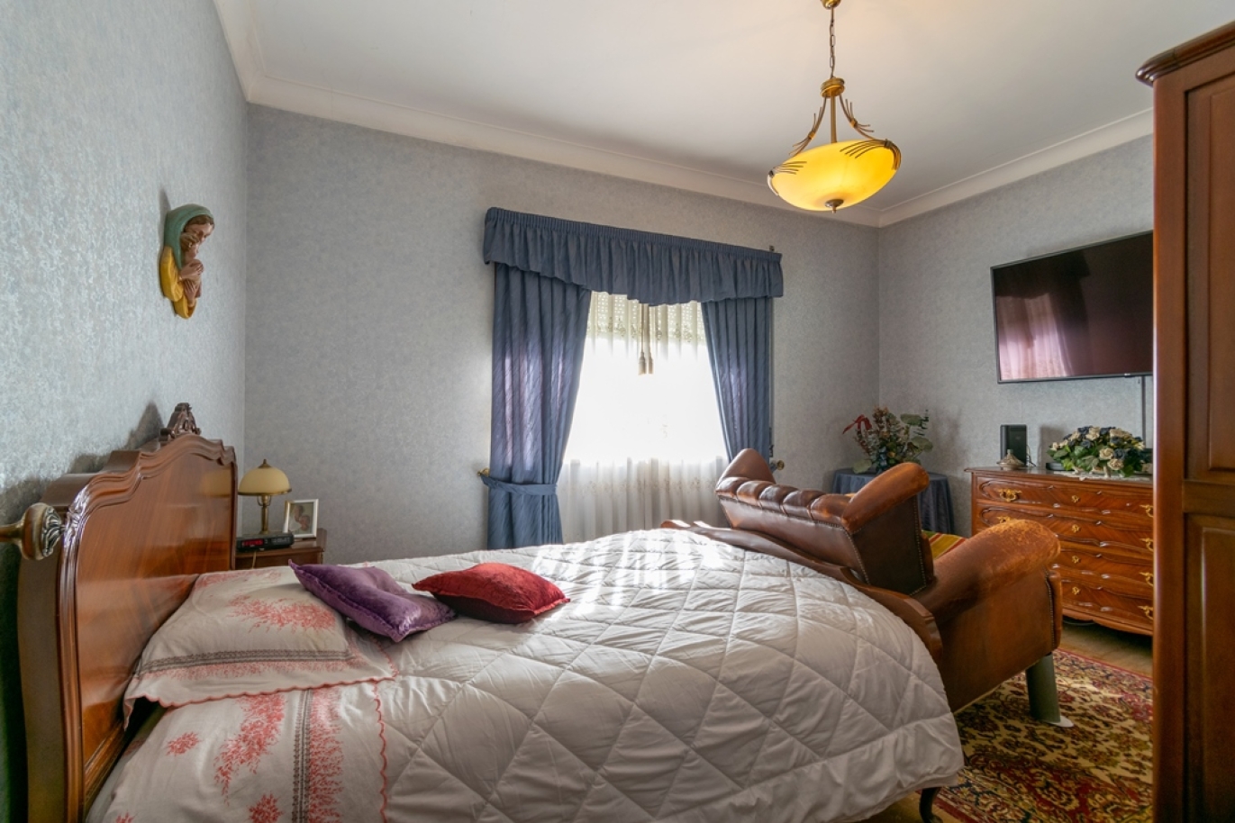 Drei-Schlafzimmer-Villa mit Grundstück in Gondomar, zu verkaufen, Portugal_251004