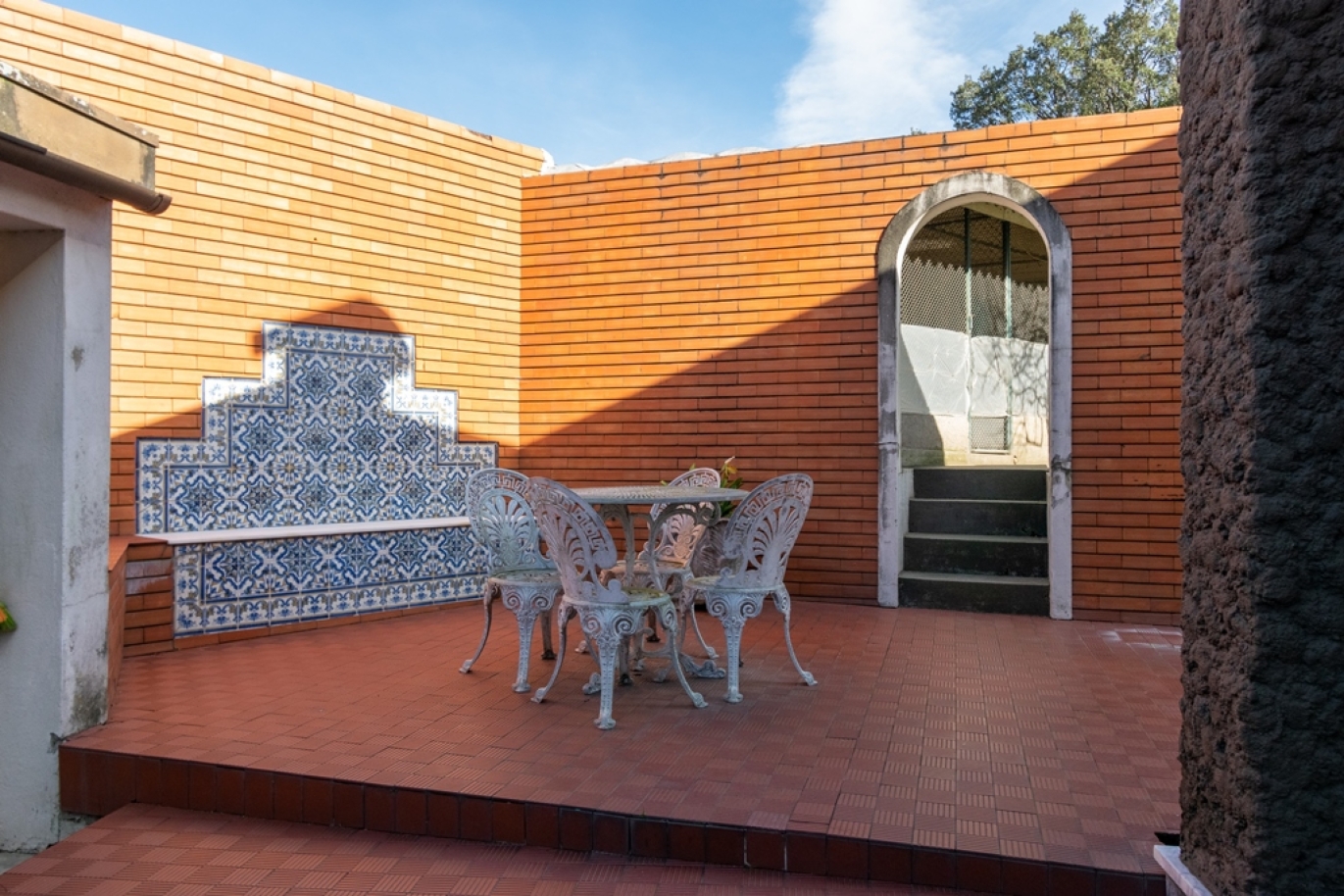 Drei-Schlafzimmer-Villa mit Grundstück in Gondomar, zu verkaufen, Portugal_251020