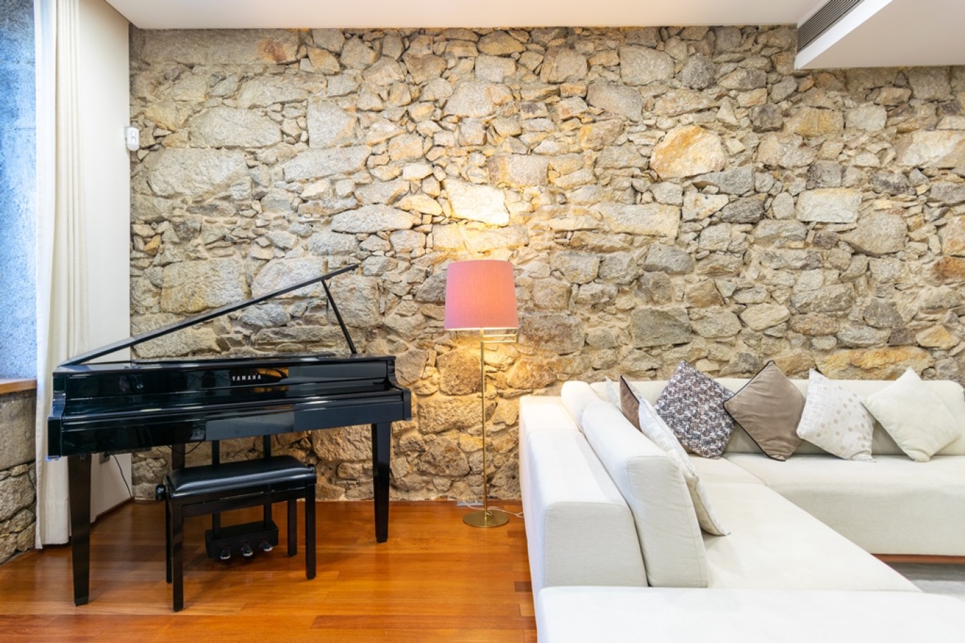 Maison nouvellement rénovée à vendre à Porto, Portugal_251152