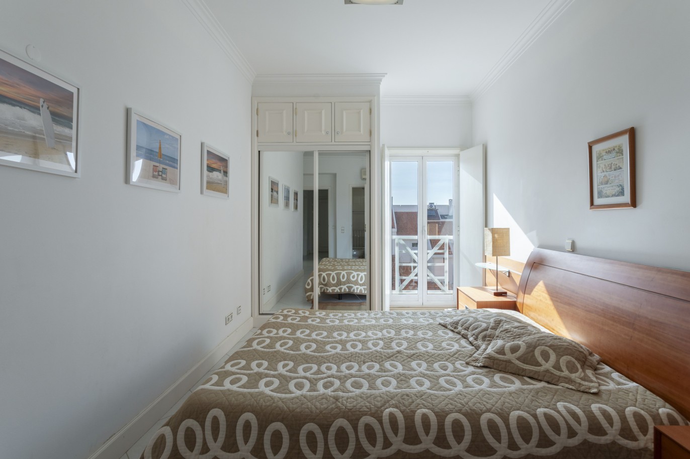 Apartamento 1+1 quartos em condomínio fechado para venda em Vilamoura, Algarve_251204