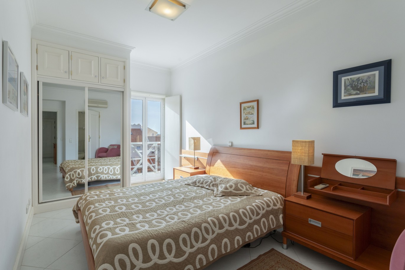 Appartement de 1+1 chambre dans une communauté fermée à vendre à Vilamoura, Algarve_251205