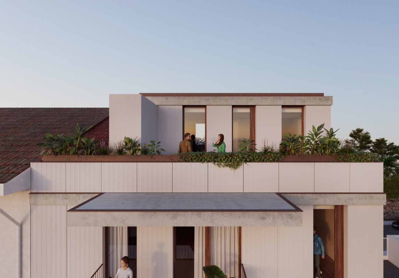 Apartamento T4 Duplex com varanda e terraços, para venda, no Porto_251242