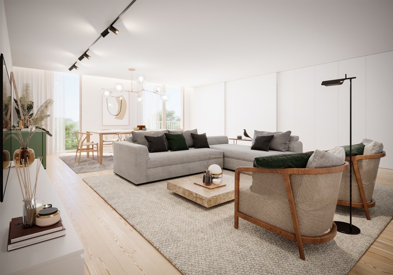 Piso dúplex de 4 dormitorios con balcón y terrazas, en venta en Oporto_251246