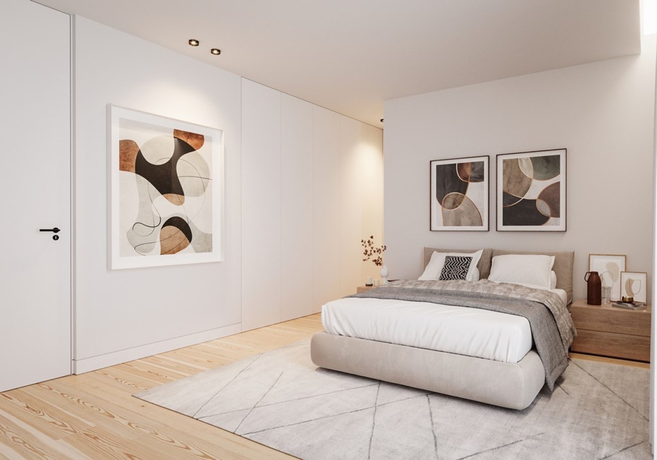Piso dúplex de 4 dormitorios con balcón y terrazas, en venta en Oporto_251253
