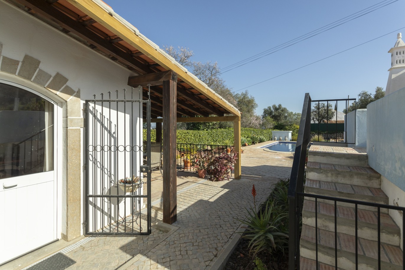 Freistehende Villa mit 4 Schlafzimmern, gelegen in São Brás de Alportel, Algarve_251263