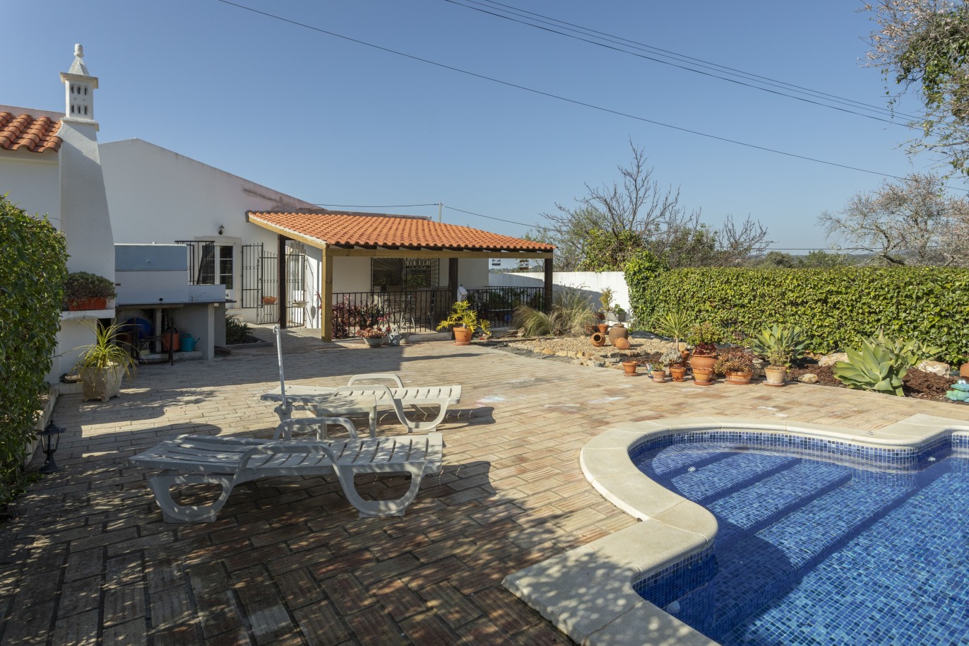 Freistehende Villa mit 4 Schlafzimmern, gelegen in São Brás de Alportel, Algarve_251264