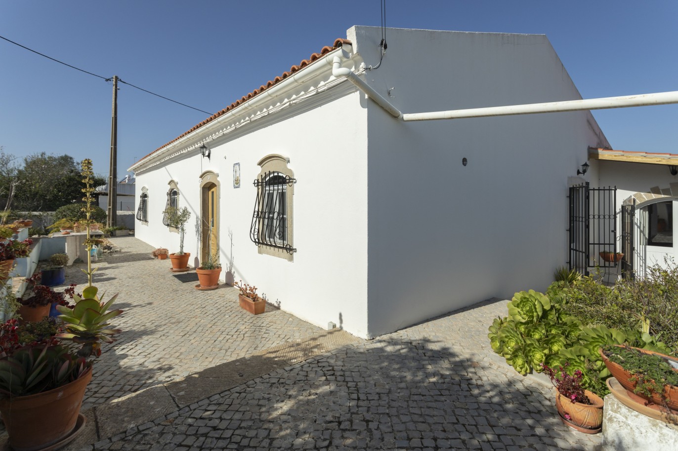 Villa individuelle de 4 chambres à coucher, située à São Brás de Alportel, Algarve_251267