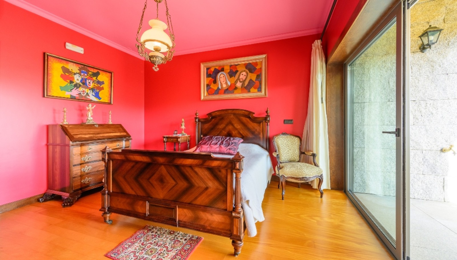Vier + ein Schlafzimmer Villa mit Garten in Lousada, zu verkaufen, Portugal_251426