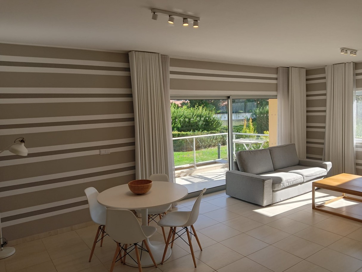 Modern apartment in resort with pool, for sale in Vilamoura, Algarve_251638
