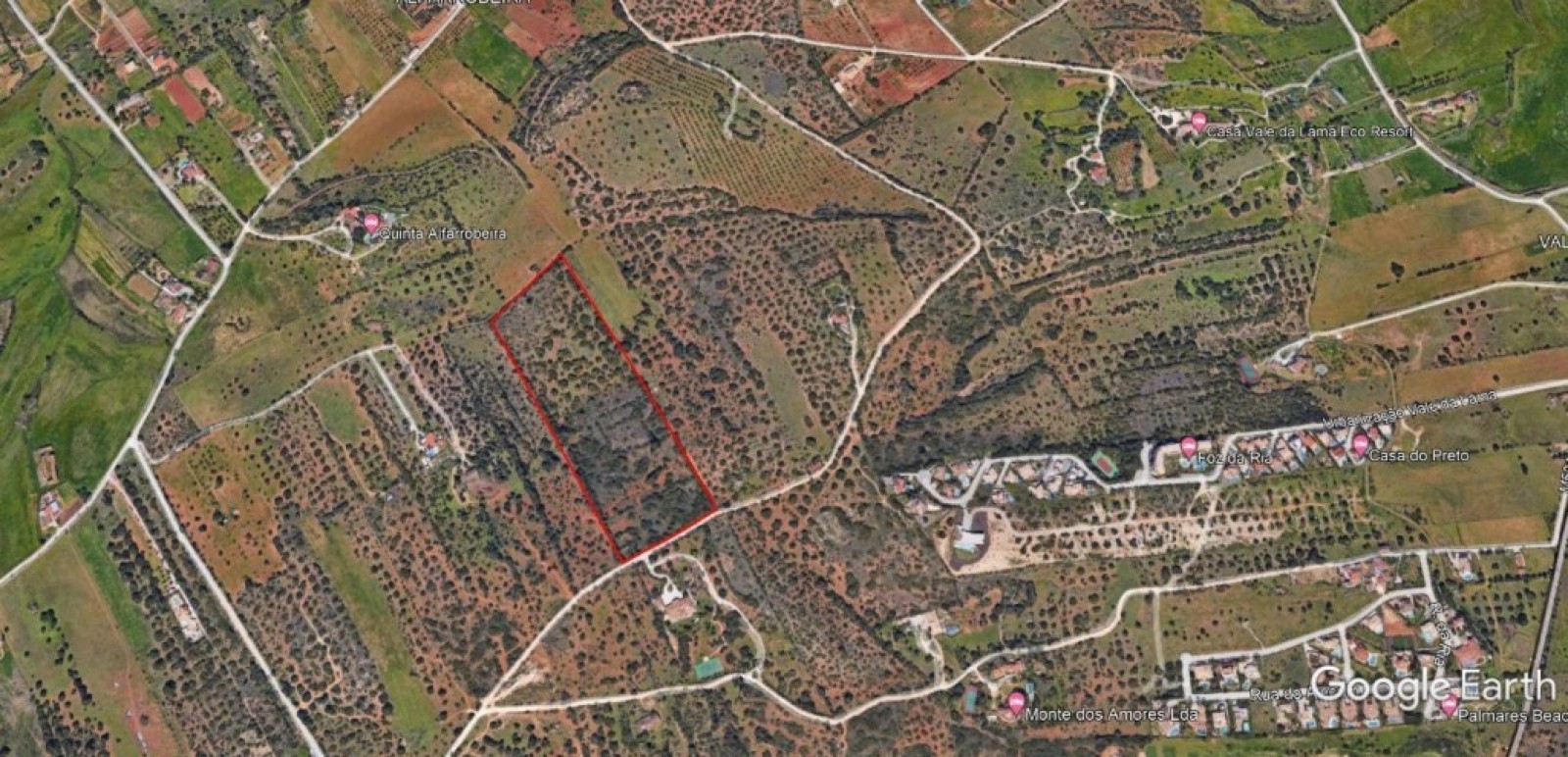 Großzügiges Grundstück in Odiáxere, Algarve, zu verkaufen_251996