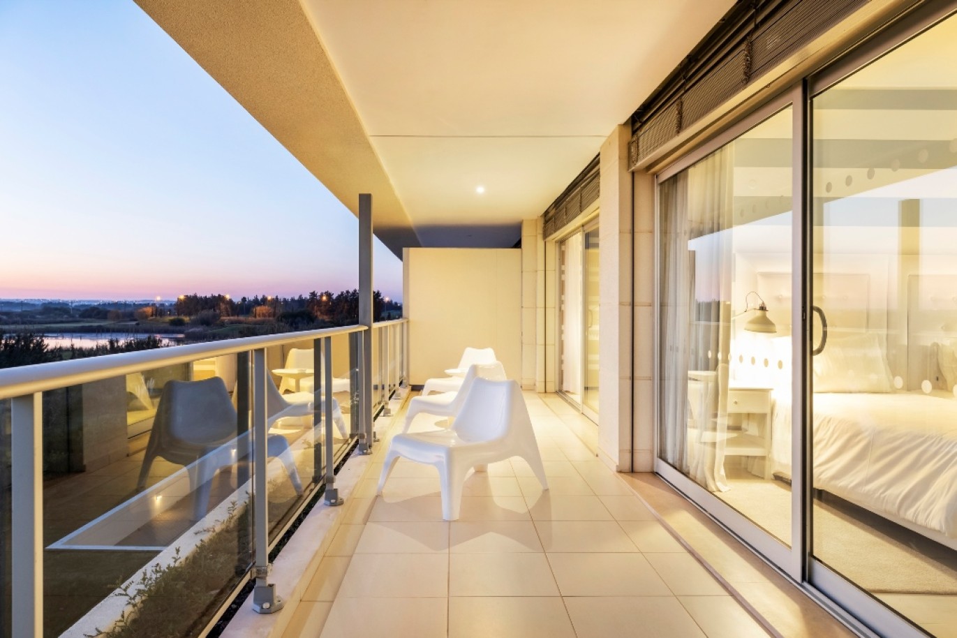 Moderno Duplex em Resort com piscina, para venda Vilamoura, Algarve_252268