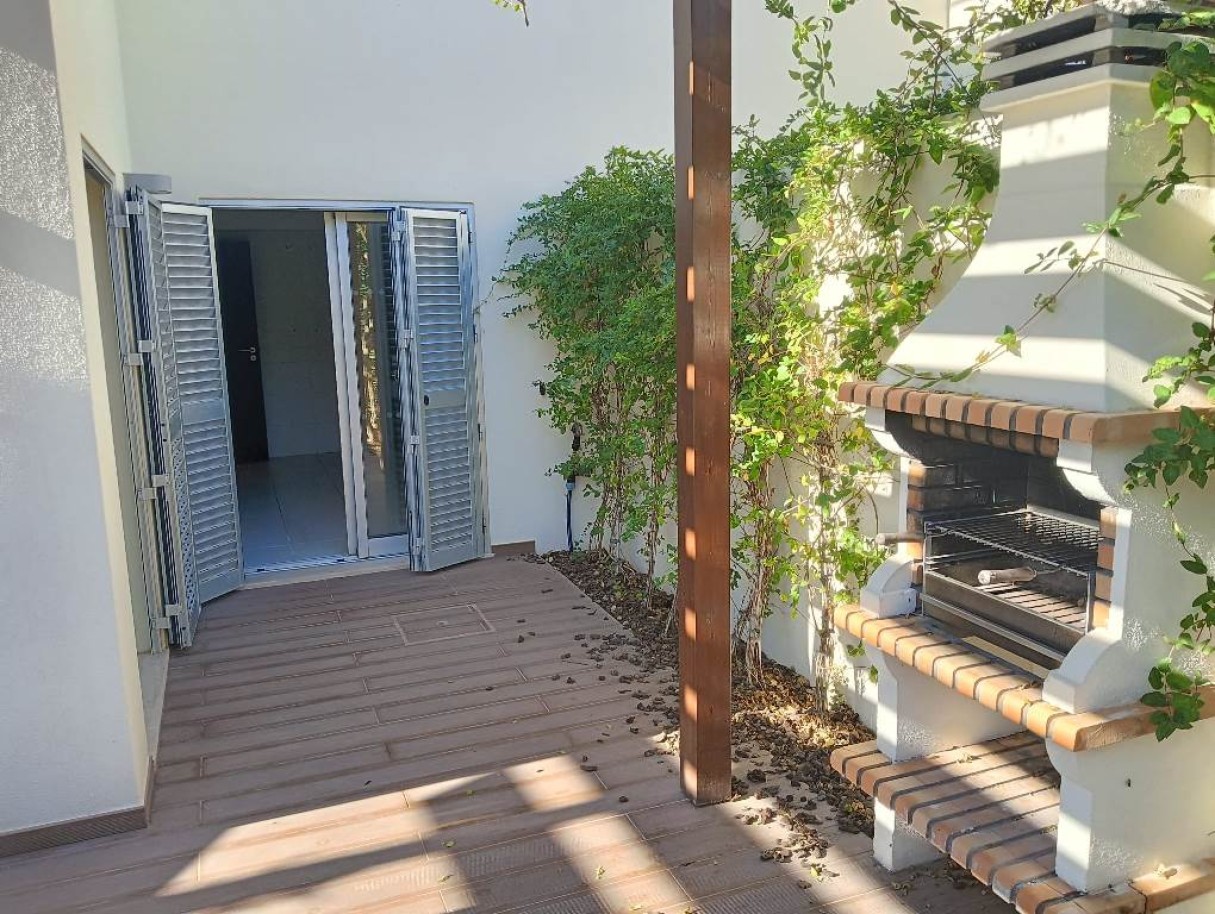 Moderna villa en complejo con piscina, en venta en Vilamoura, Algarve_252514
