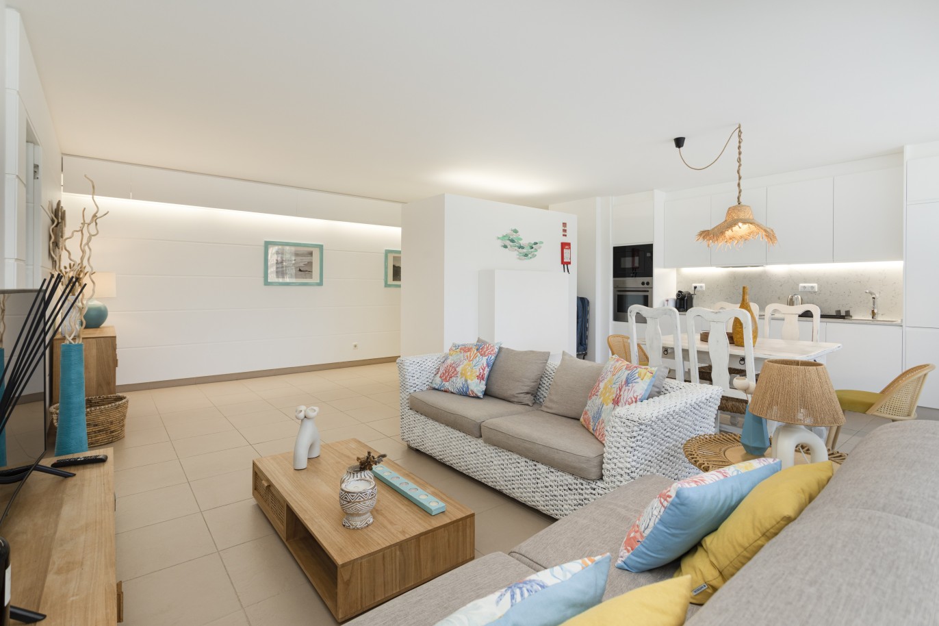 2-bedroom flat for sale in private condominium in Salgados, Algarve_253495