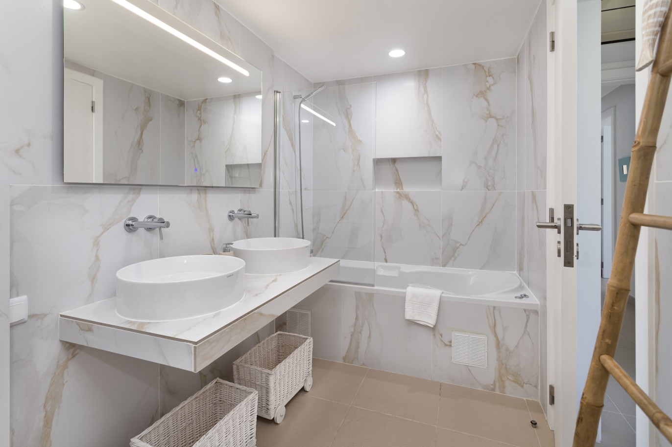 2-bedroom flat for sale in private condominium in Salgados, Algarve_253503