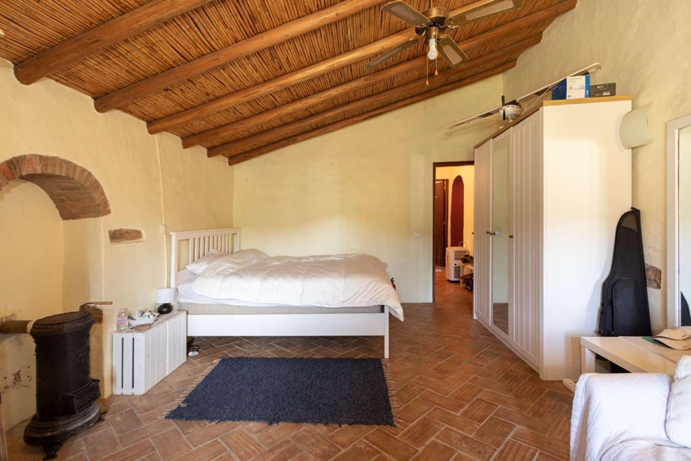 Fantastique villa indépendante de 5 chambres à vendre à Santa Catarina Fonte de Bispo, Algarve_253541