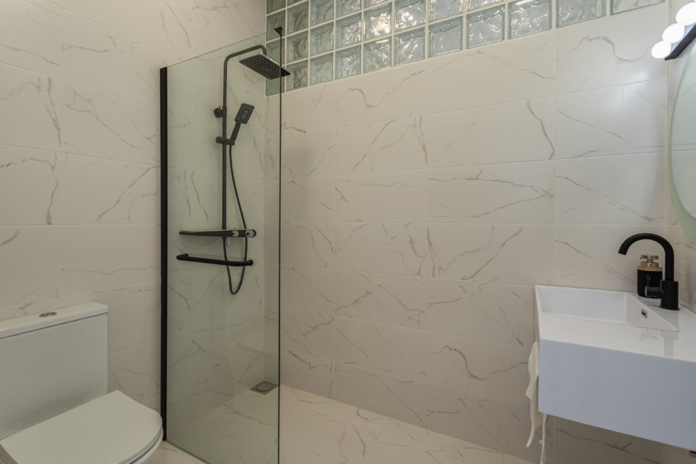 Fantastic refurbished 3-bedroom villa located in the centre of Loulé, Algarve_254640