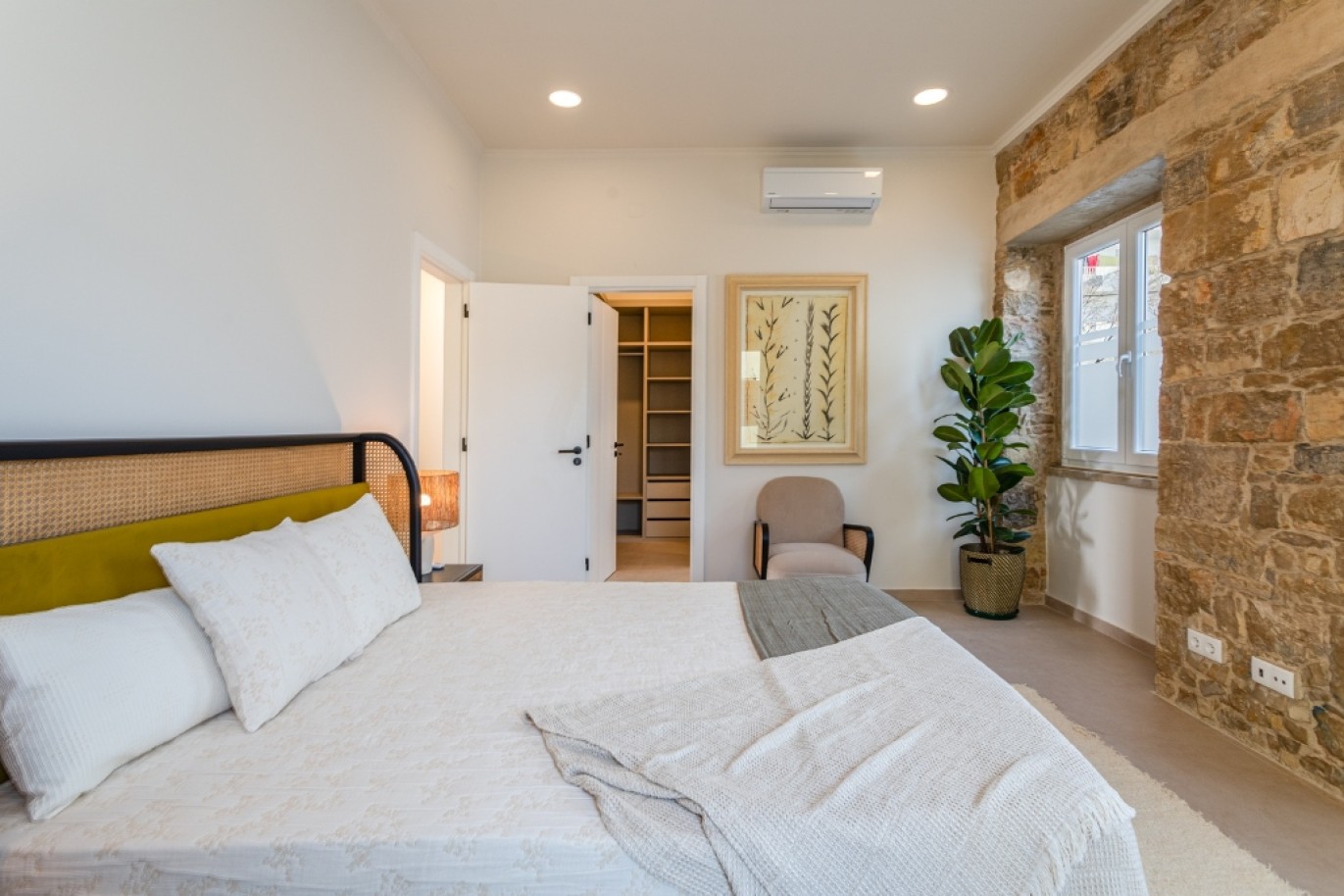 Fantastic refurbished 3-bedroom villa located in the centre of Loulé, Algarve_254646