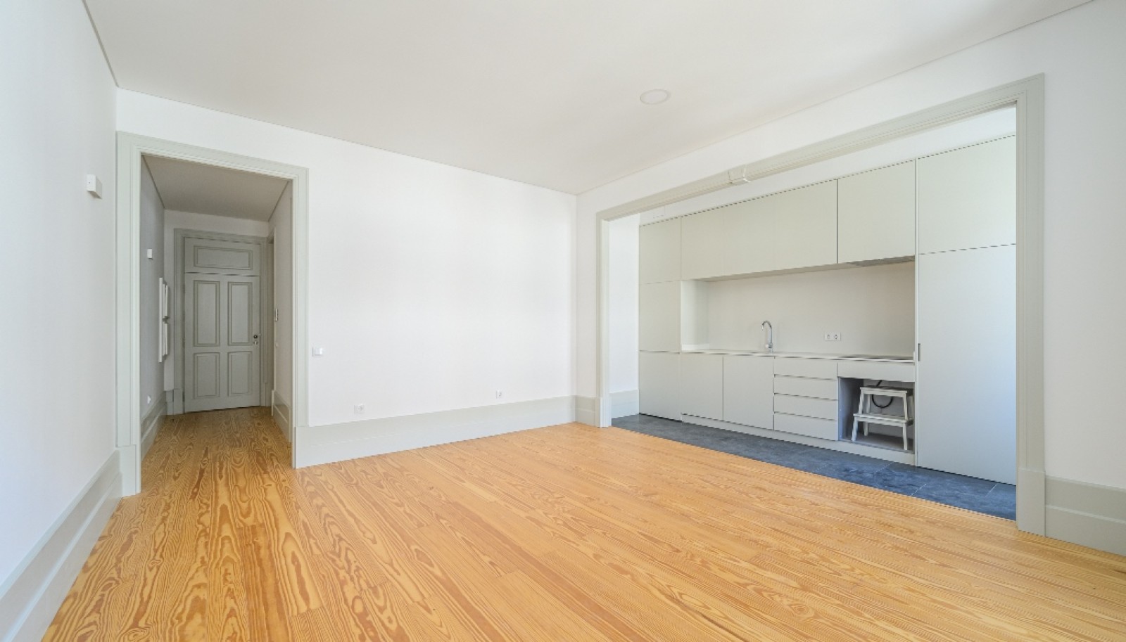Piso nuevo de 1 dormitorio en alquiler en el centro de Oporto, Portugal_254747