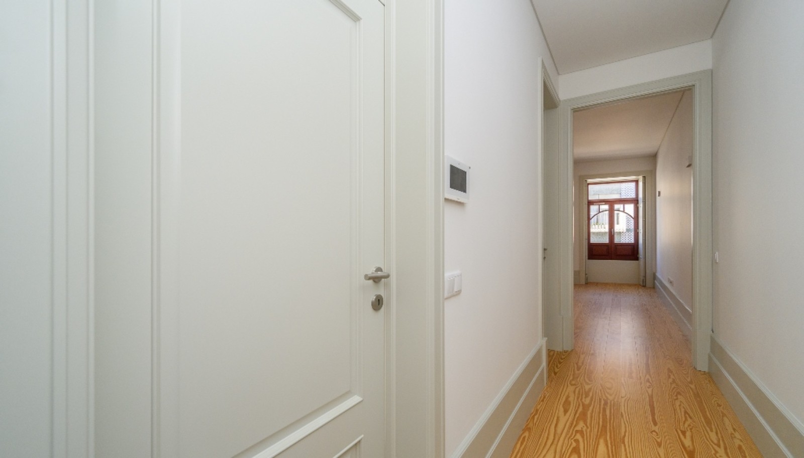 Piso nuevo de 1 dormitorio en alquiler en el centro de Oporto, Portugal_254759