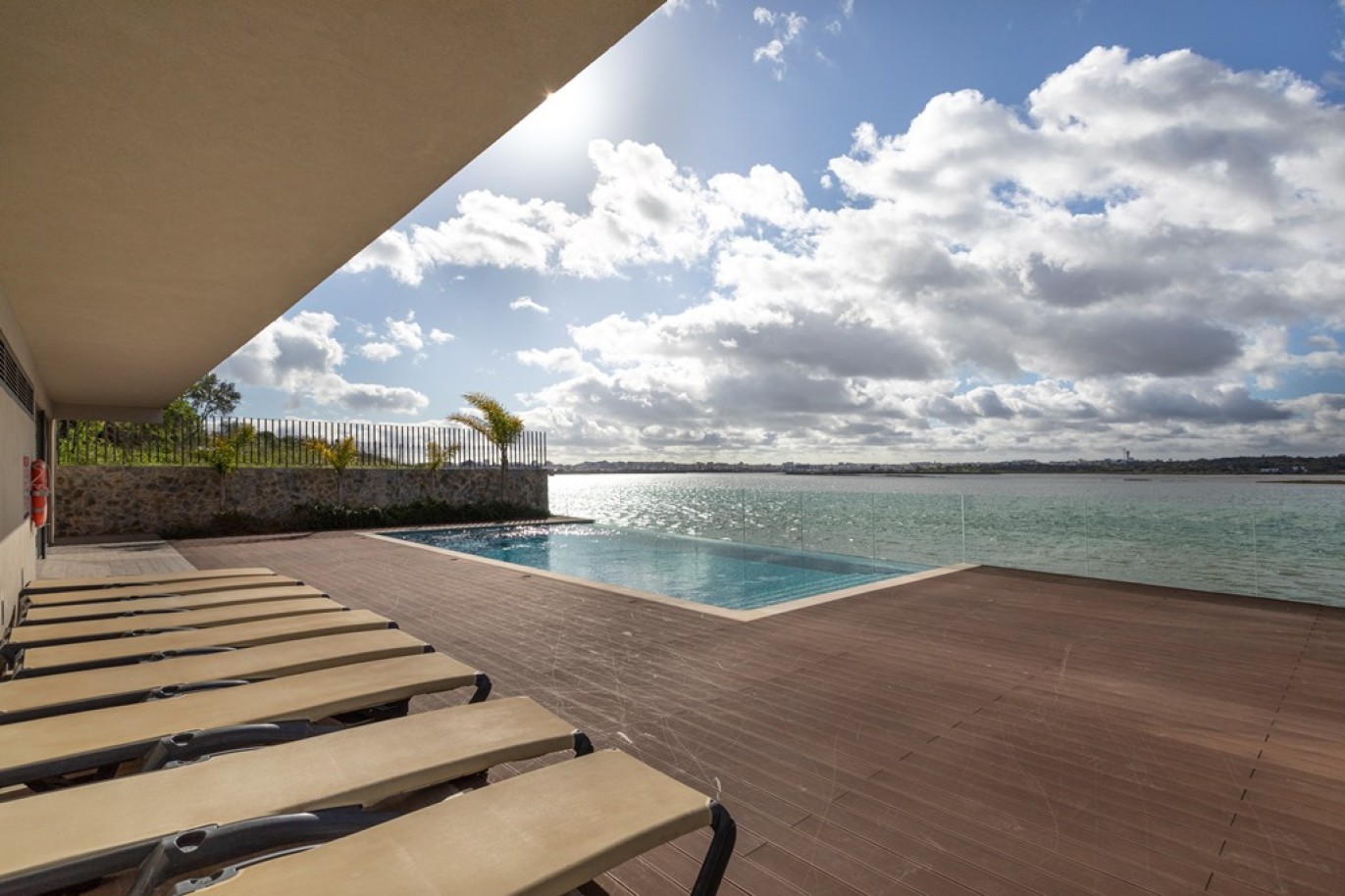 Espetacular Apartamento, 2 quartos, com vista rio, para venda em Lagoa, Algarve_254828