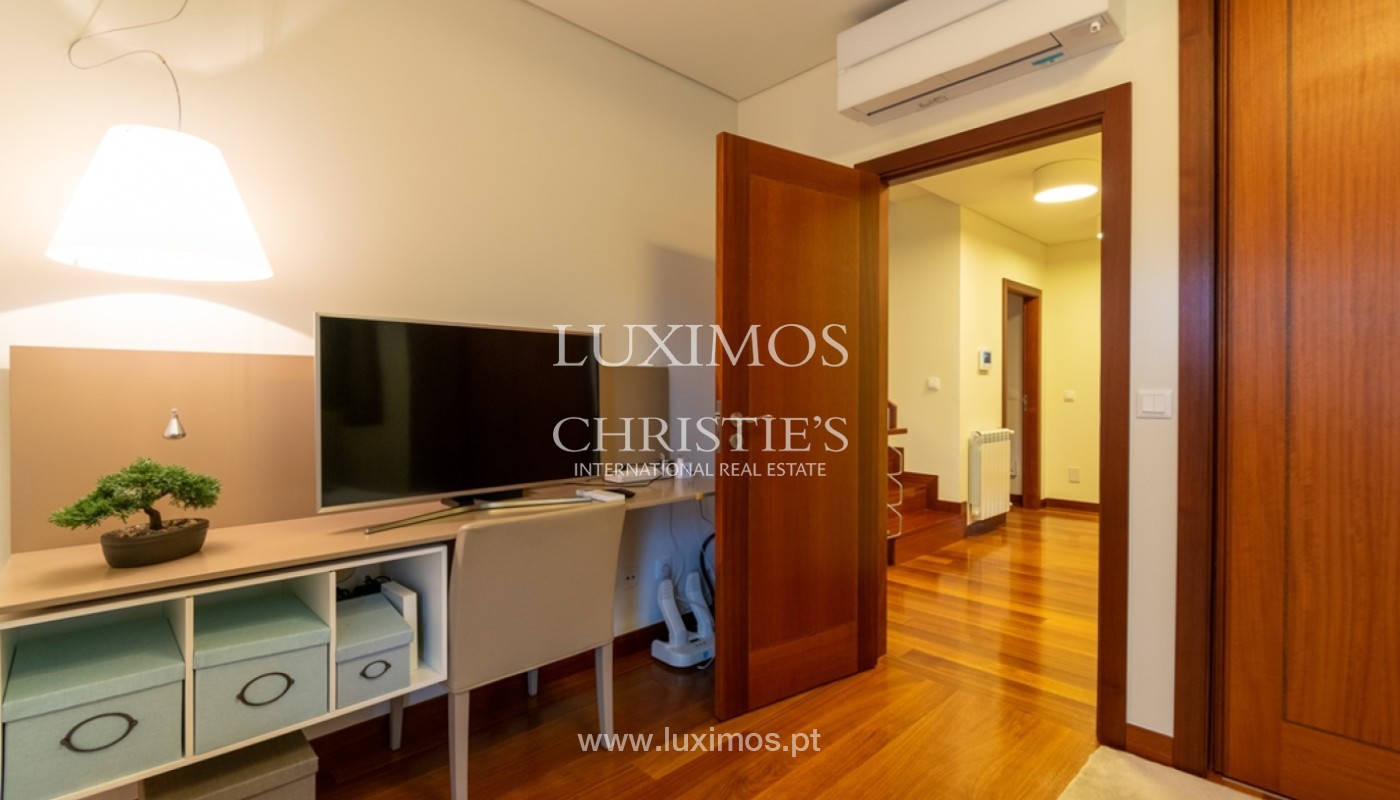 4 Bedroom Villa/Townhouse's Image 16