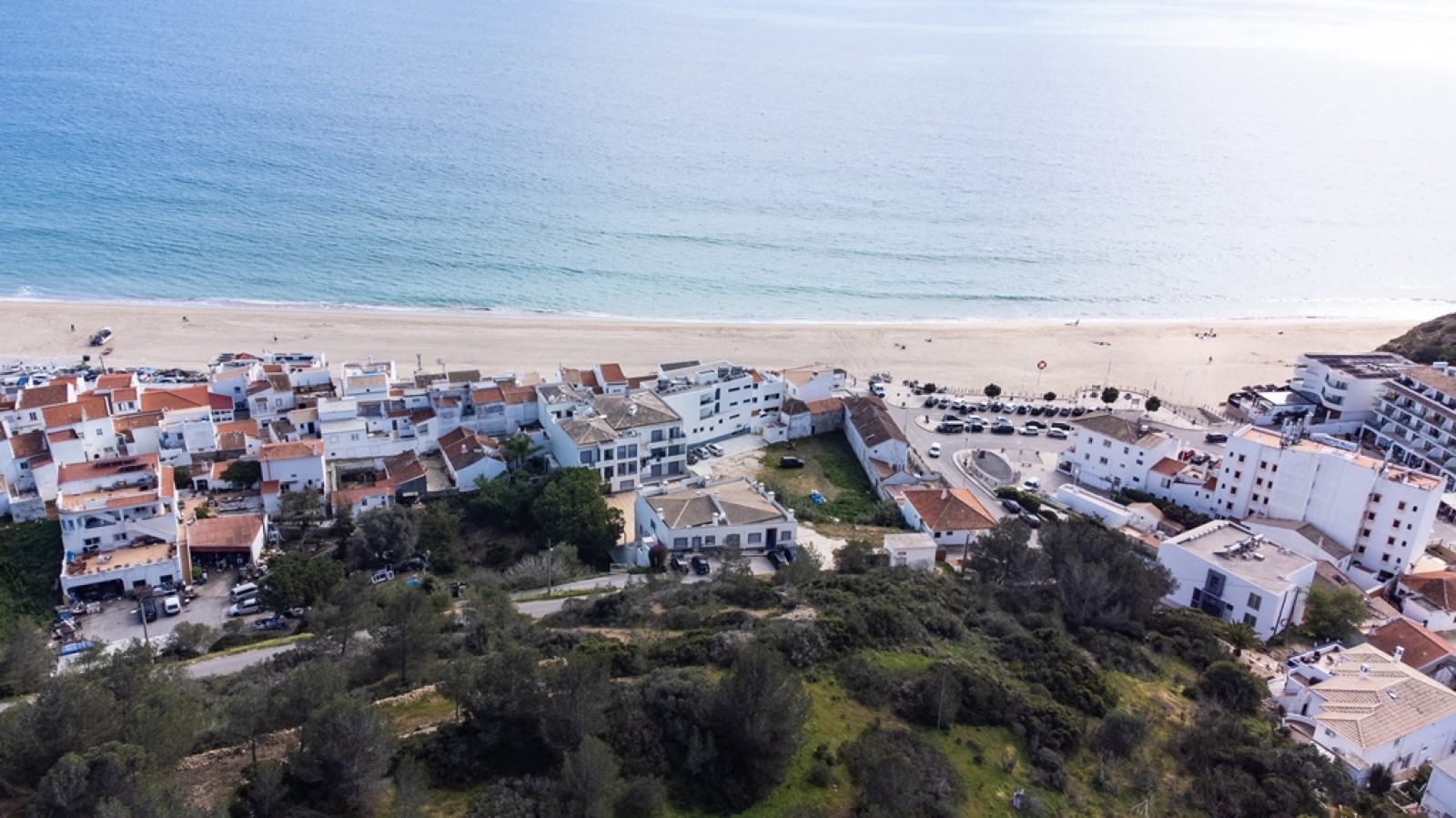 Terrain à bâtir, avec vue sur la mer, à Praia da Salema, Algarve_255520