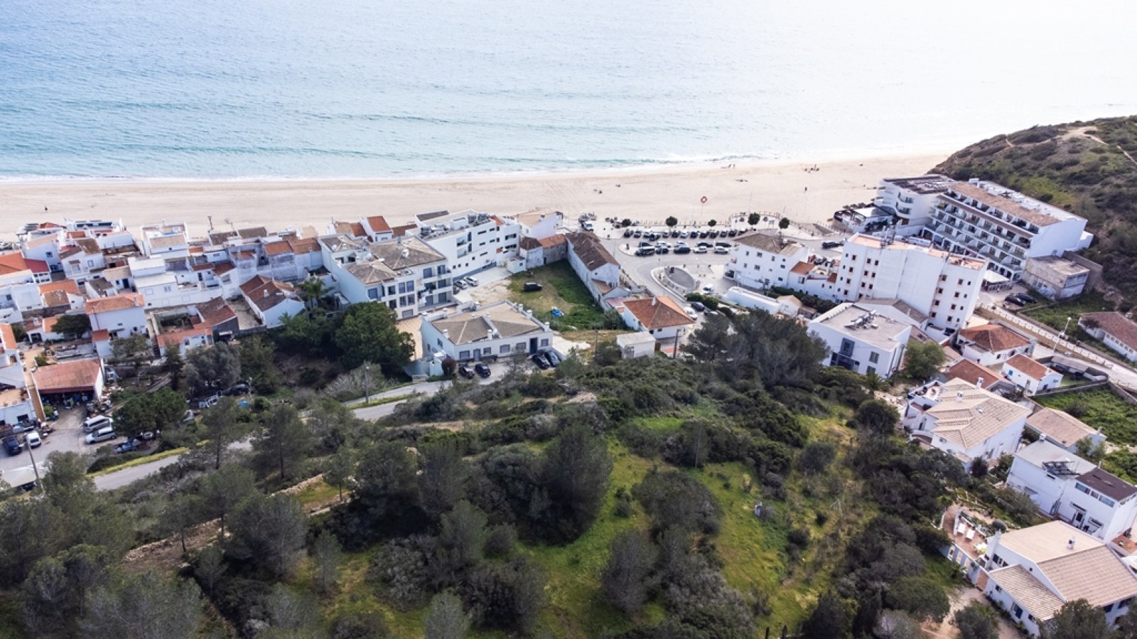 Terrain à bâtir, avec vue sur la mer, à Praia da Salema, Algarve_255521