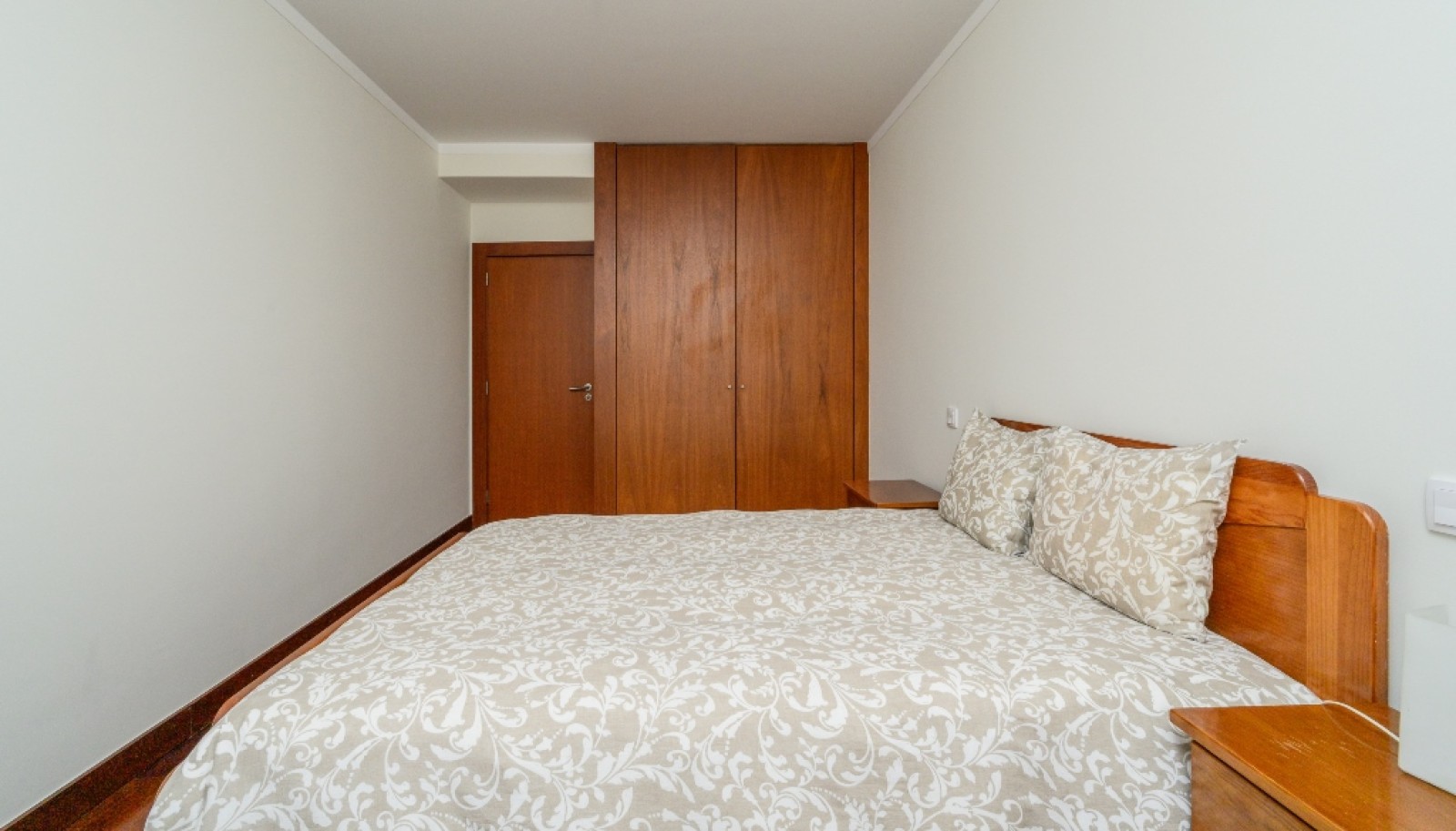 Apartamento T2 em condomínio fechado, para venda, na Maia_256125
