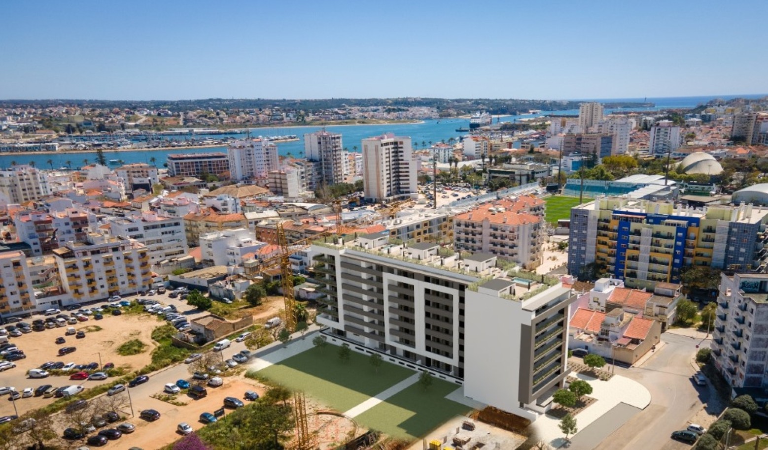 Moderno Piso de 2 dormitorios, urbanización cerrada, en Portimão, Algarve_256143