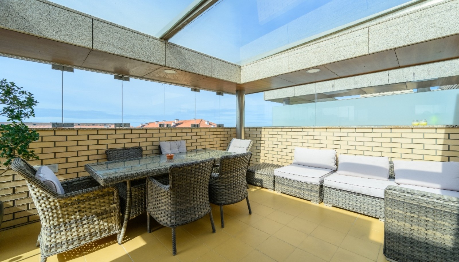 Apartamento T4 Duplex com vista de mar, à venda, em Gaia, Portugal_256652