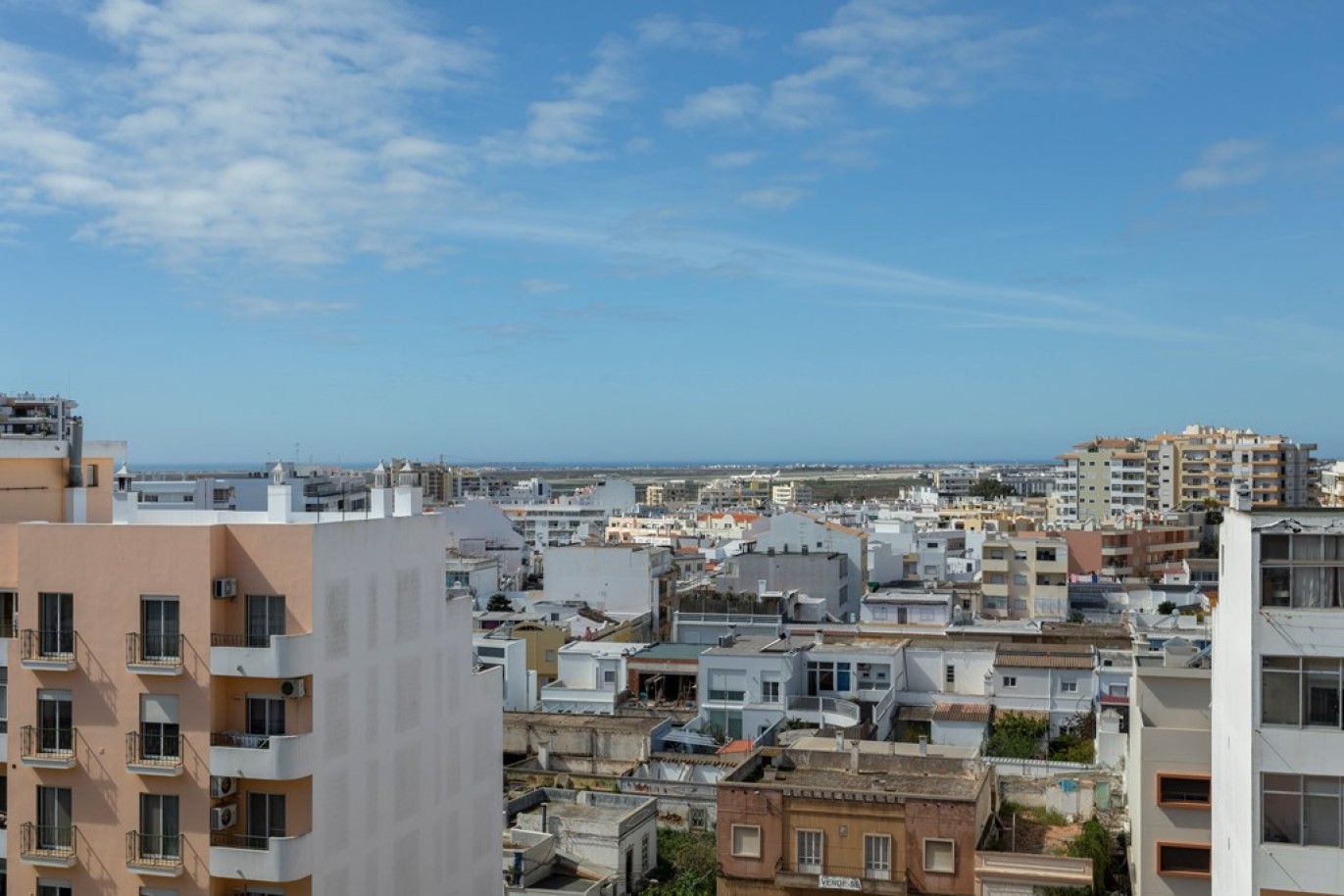 Fantástico ático de 5 dormitorios en venta en Faro, Algarve_256870