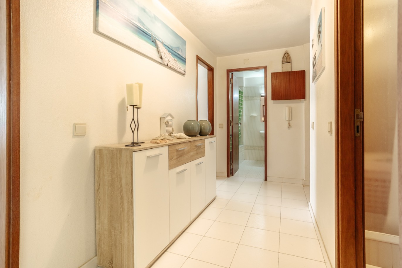 Apartamento com 1+1 quartos, com vista mar, para venda em Porches, Algarve_257035