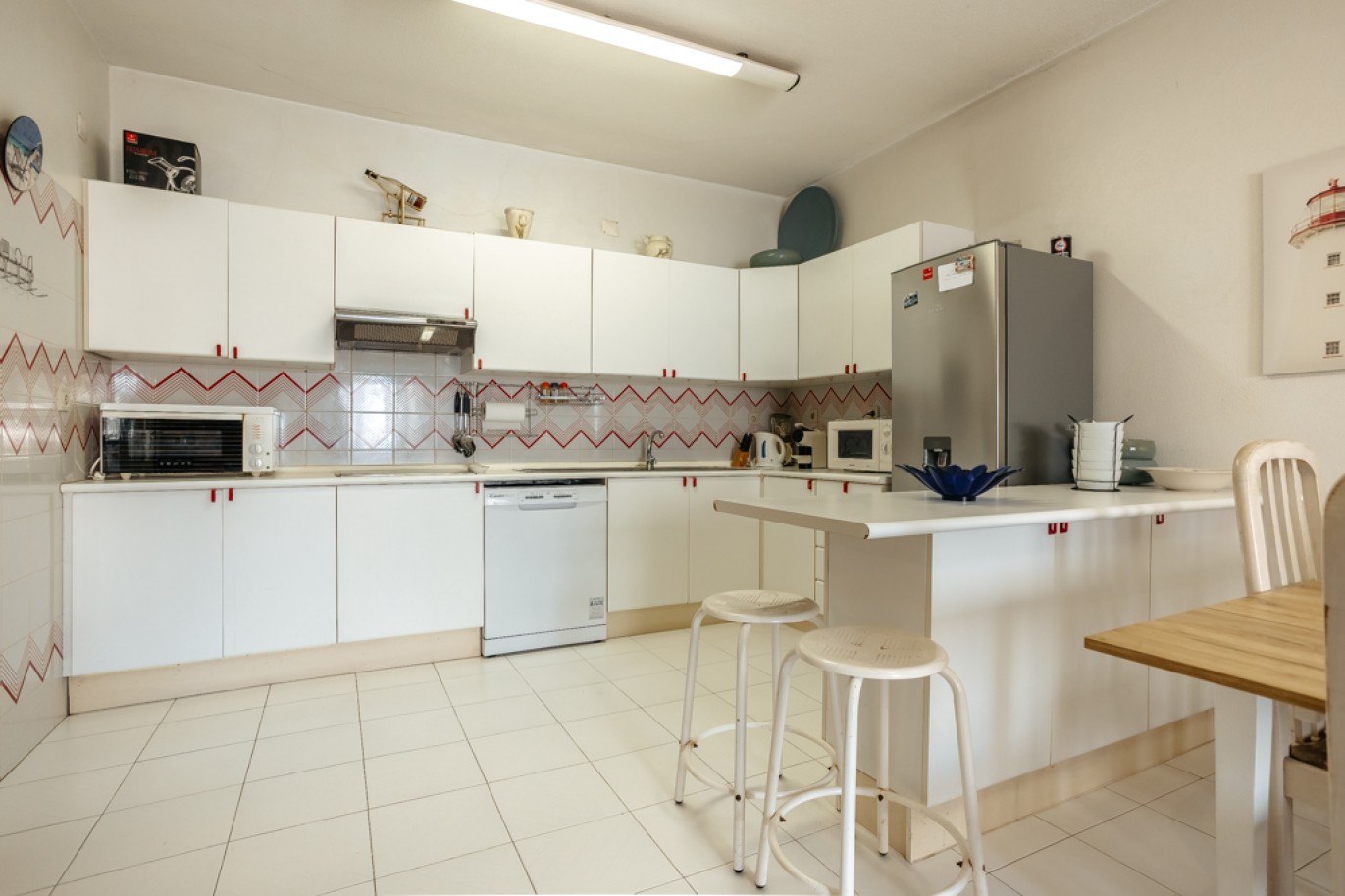 Apartamento com 1+1 quartos, com vista mar, para venda em Porches, Algarve_257042