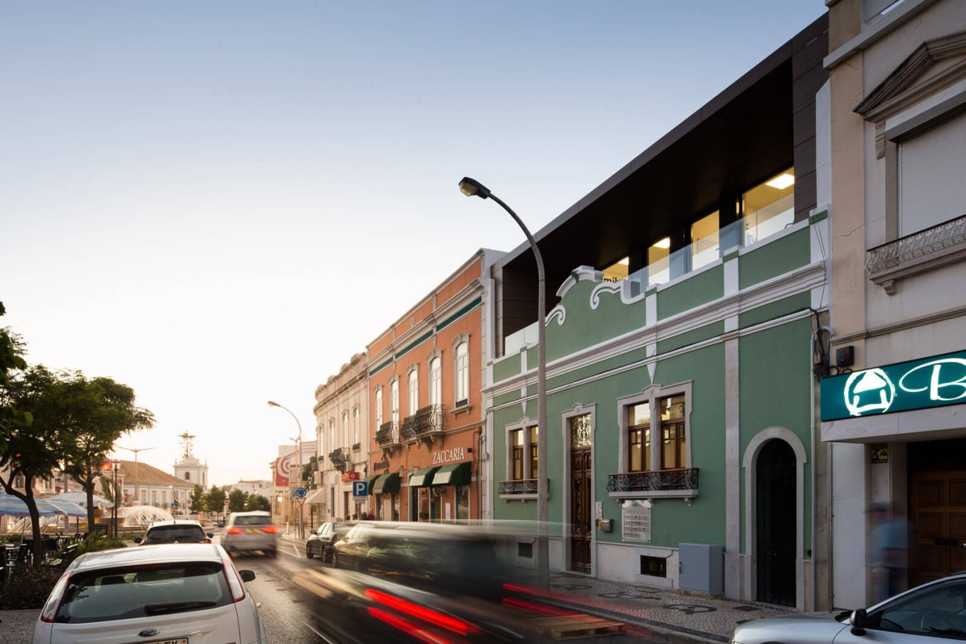 Building with 14 offices, for sale in the center of Loulé, Algarve_257051