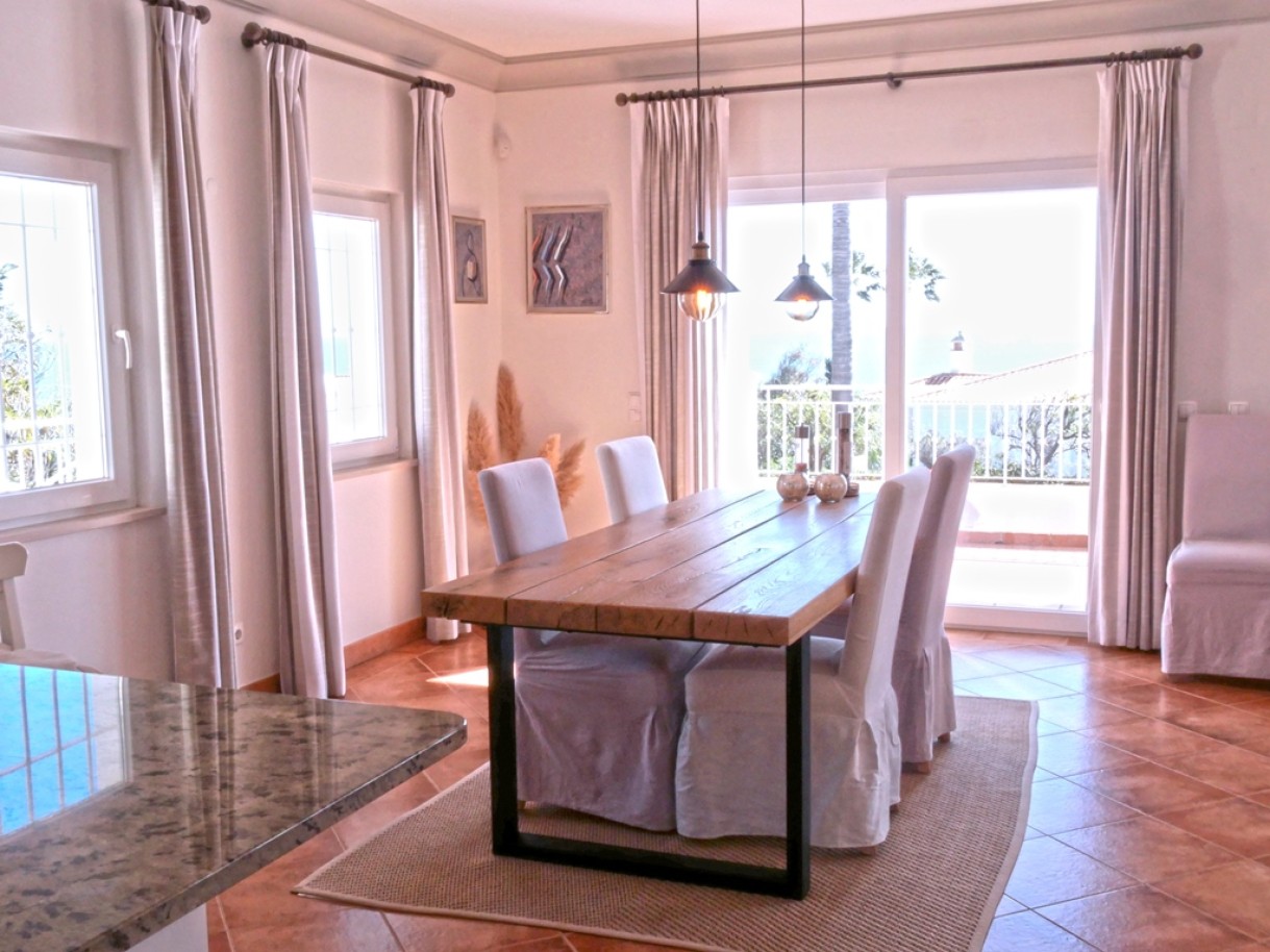 Fantastic 4-bedroom villa with pool and sea views in Luz, Lagos, Algarve_257098