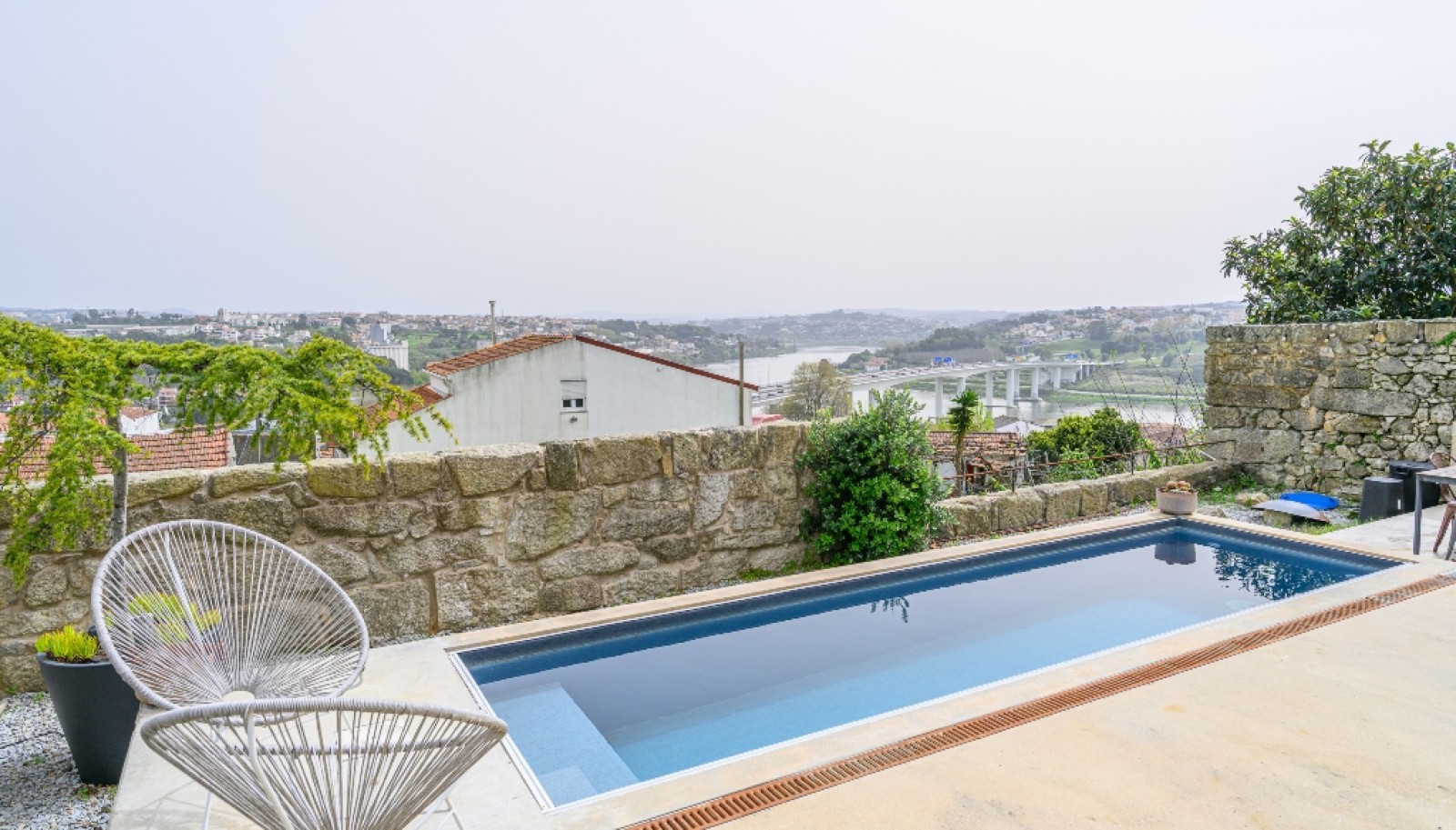 Four bedroom villa with pool and views of the Douro River in Porto, Portugal_257830