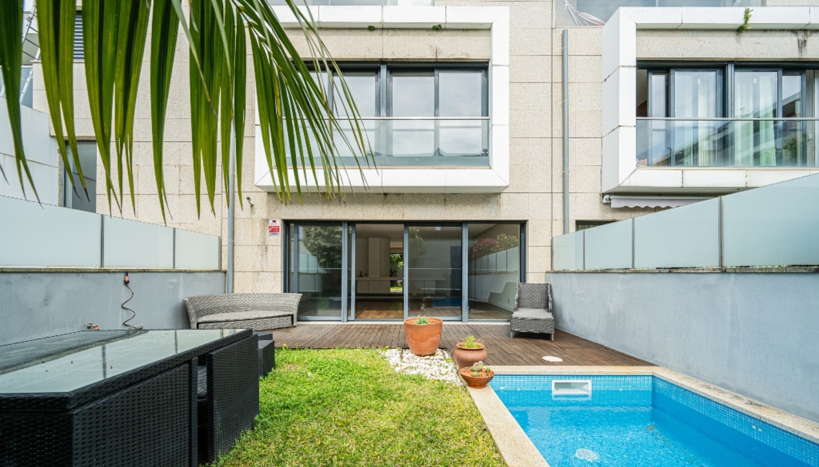 Villa with pool and sea views, for sale, in Porto, Portugal_258864