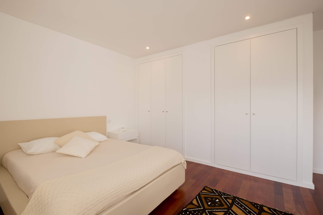 Drei-Zimmer-Wohnung zu verkaufen in Porto, nahe Boavista, Portugal_259272