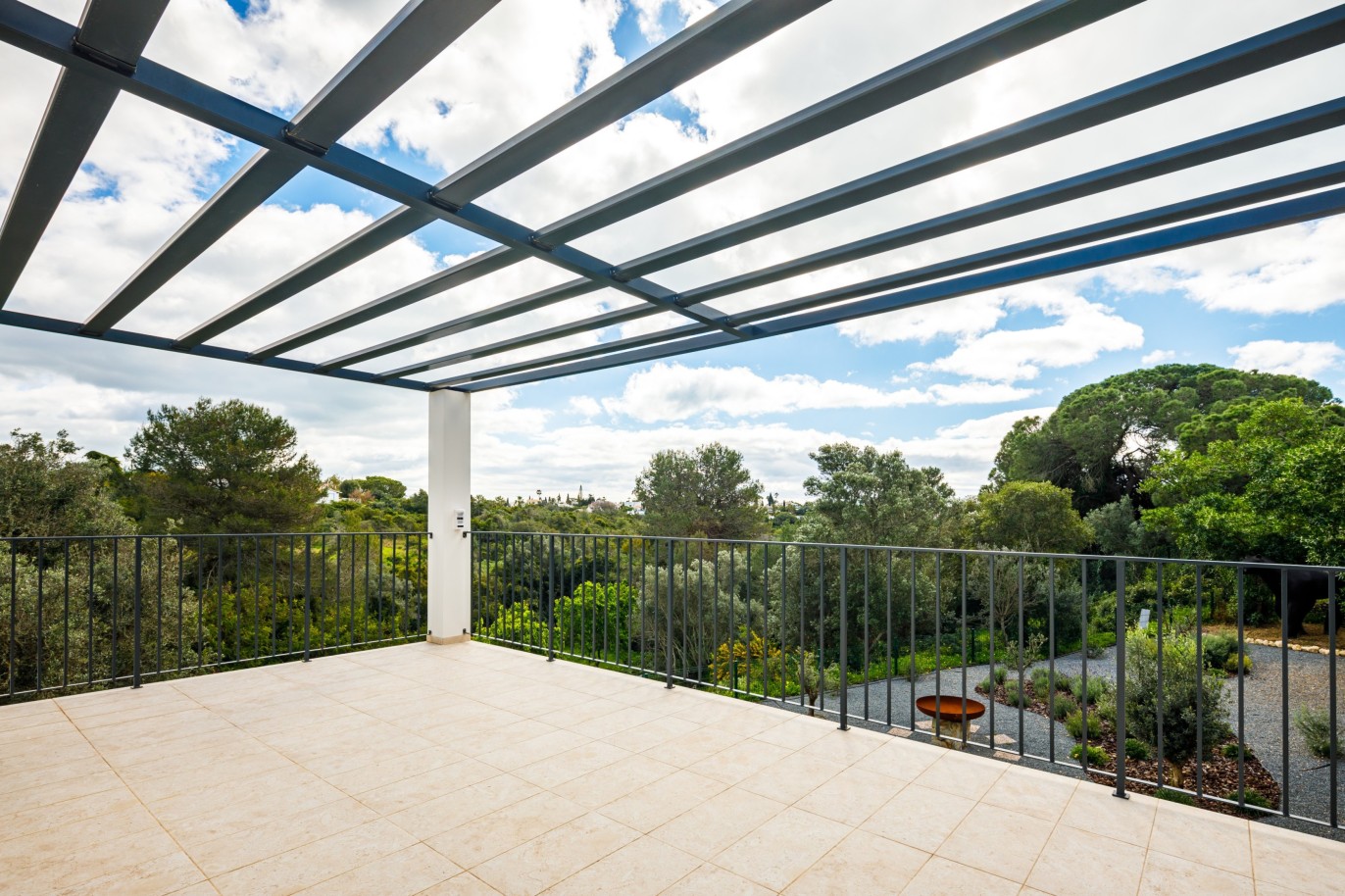 Moradia V5, em condomínio de luxo e piscina privada,Carvoeiro, Algarve_259449