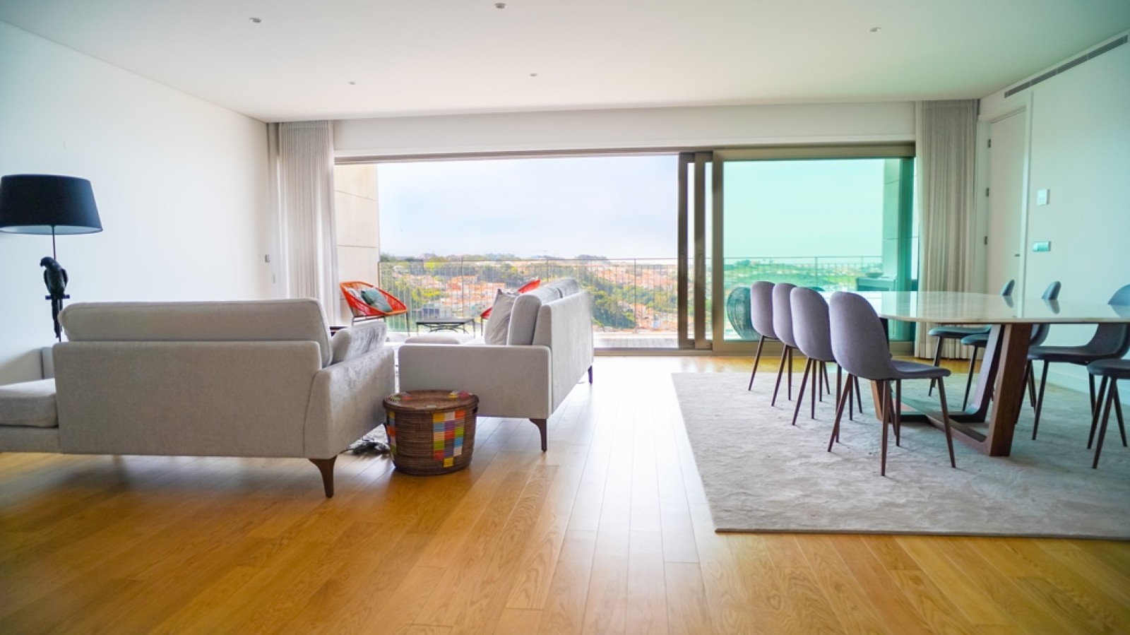 Vier-Zimmer-Wohnung mit Flussblick in Foz, zu verkaufen, Porto, Portugal_260499