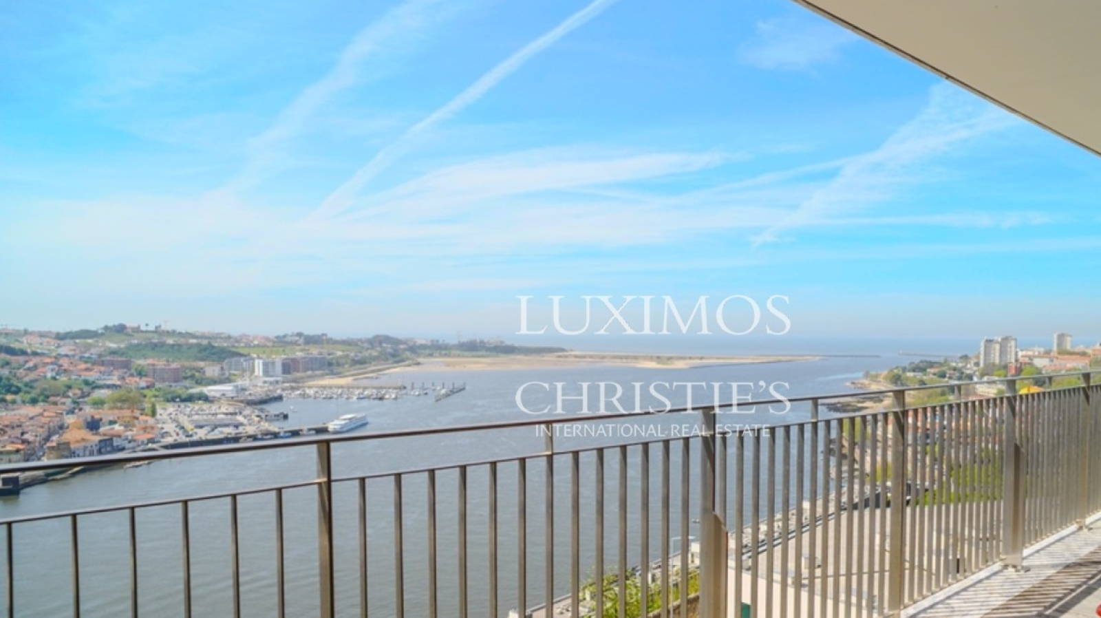 Appartement de 4 chambres avec vue sur le fleuve, à vendre, Porto, Portugal_261034