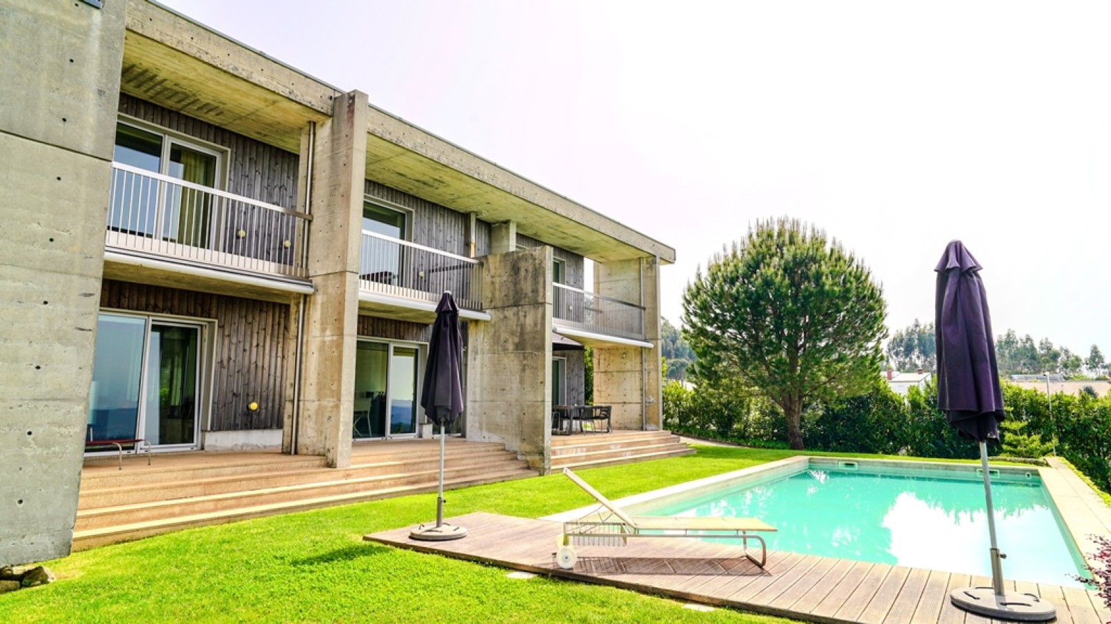 Villa de 5 dormitorios con piscina, en venta, en Paredes, Portugal_261617