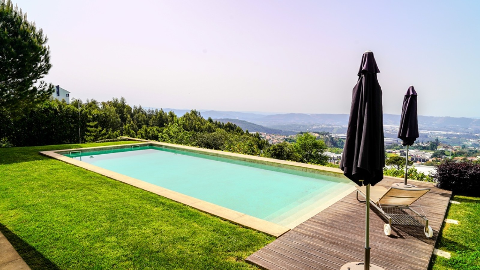 Fünf Schlafzimmer Villa mit Pool, zu verkaufen, in Paredes, Portugal_261621
