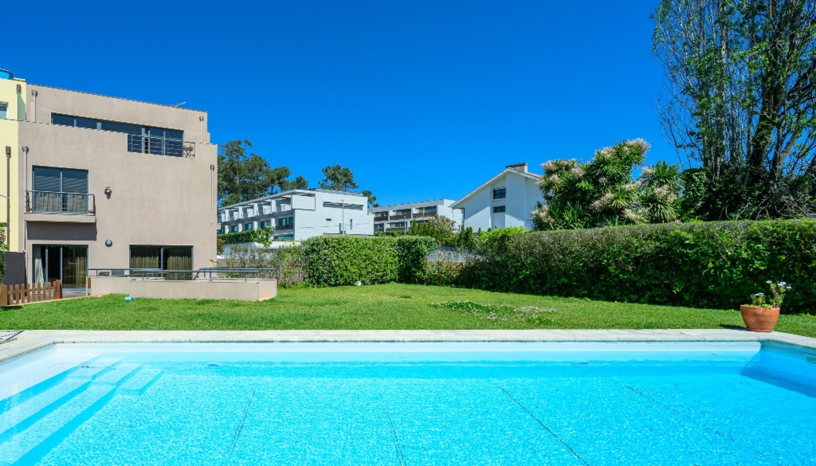 Moradia V5 com piscina, à venda, ao Parque da Cidade do Porto, Portugal_261771