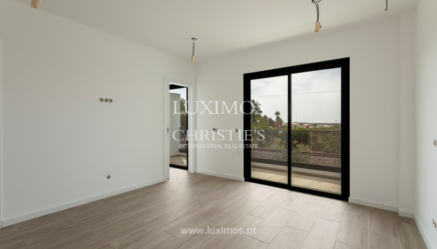 4 Bedroom Villa/Townhouse's Image 12