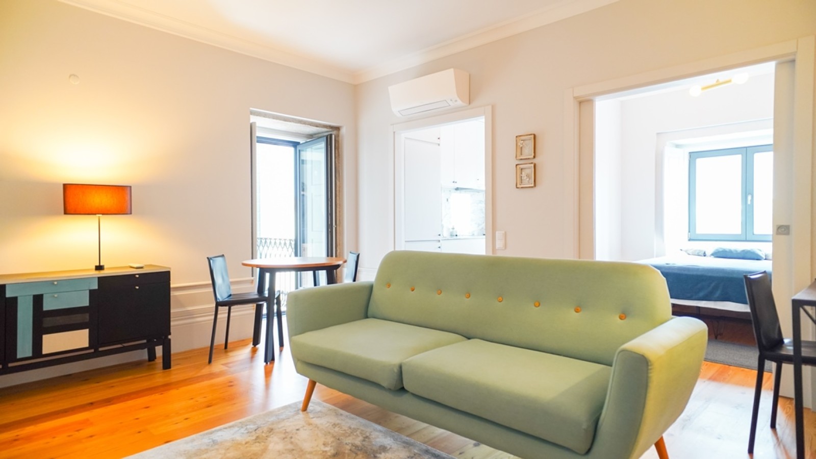 Appartement de 1 chambre avec balcon, à vendre, centre de Porto, Portugal_263808