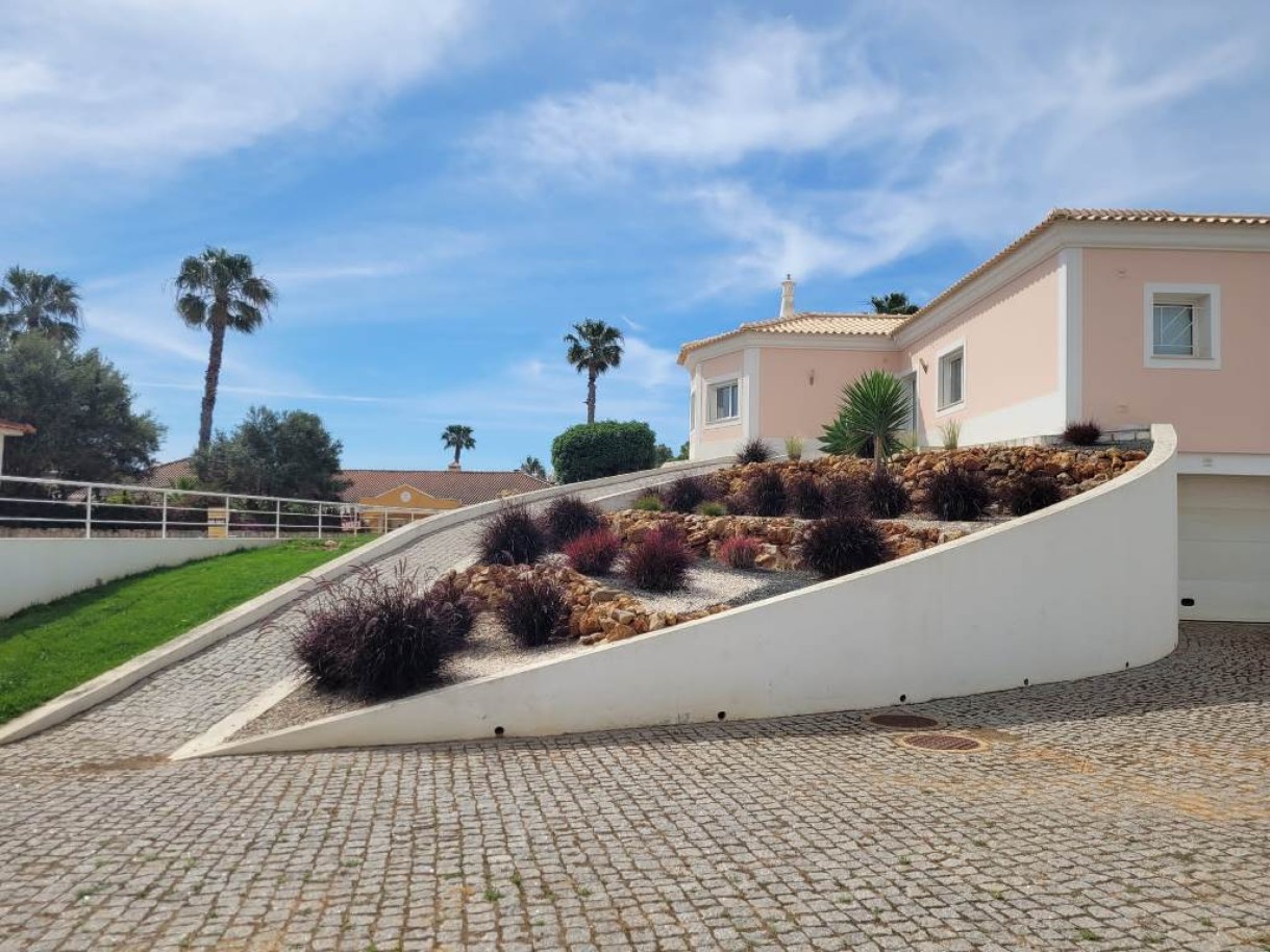 Moradia V3 Remodelada para venda em Odiáxere, Lagos, Algarve_264076