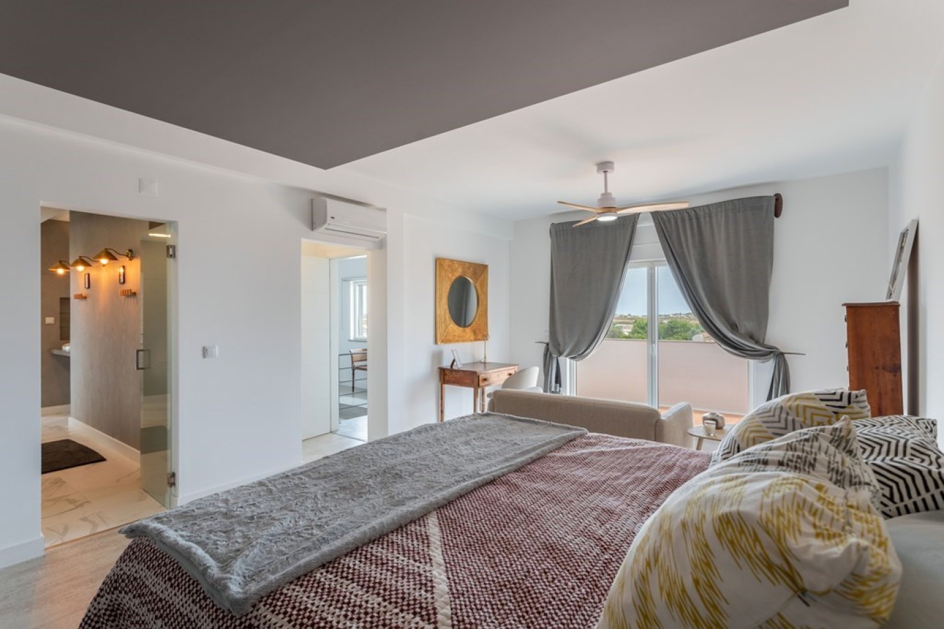 Pittoresque villa de 4 chambres à vendre à Tavira, Algarve_264154