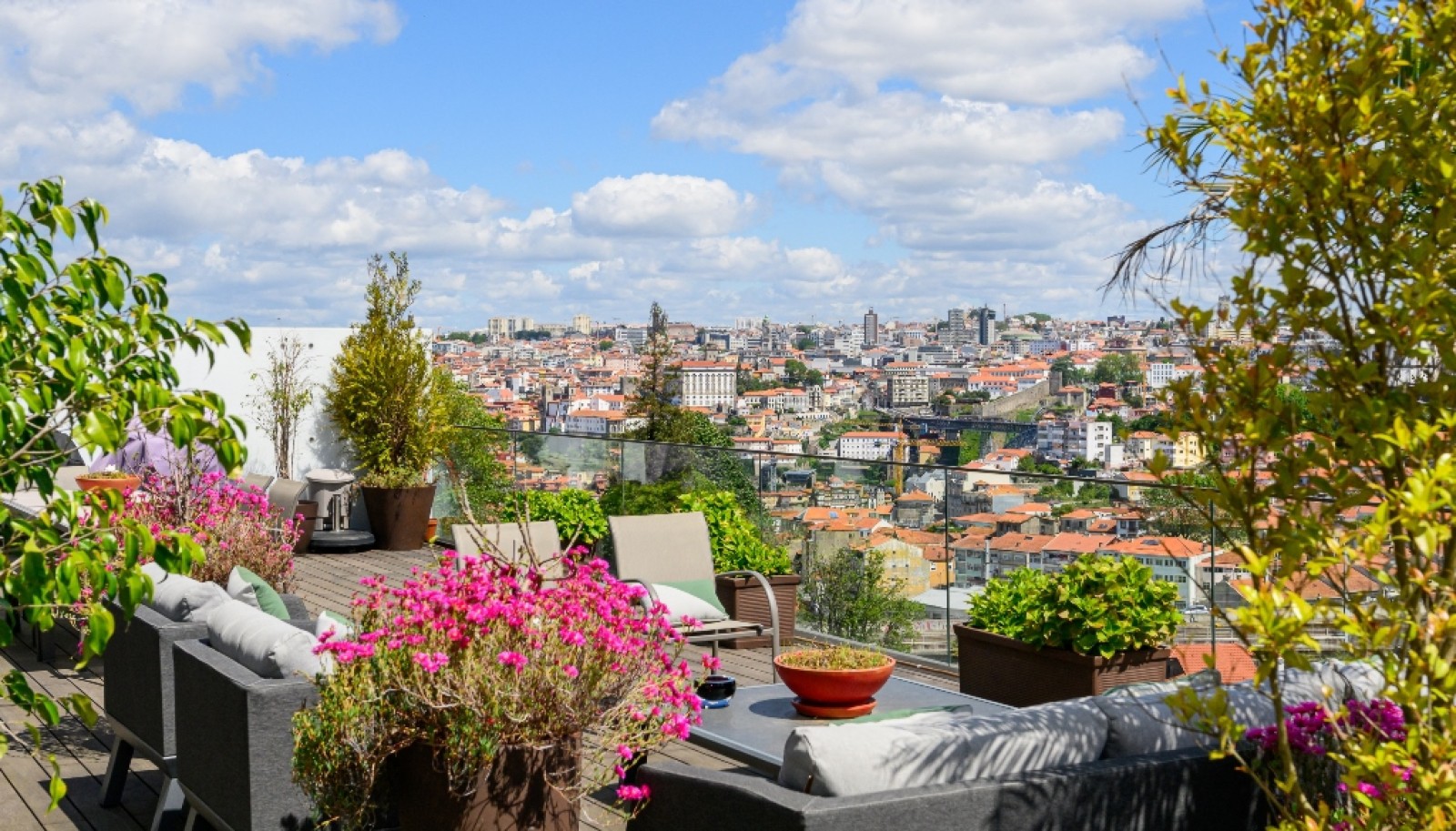 Penthouse T4 com terraço e vistas do Rio Douro, Gaia, Porto_264414