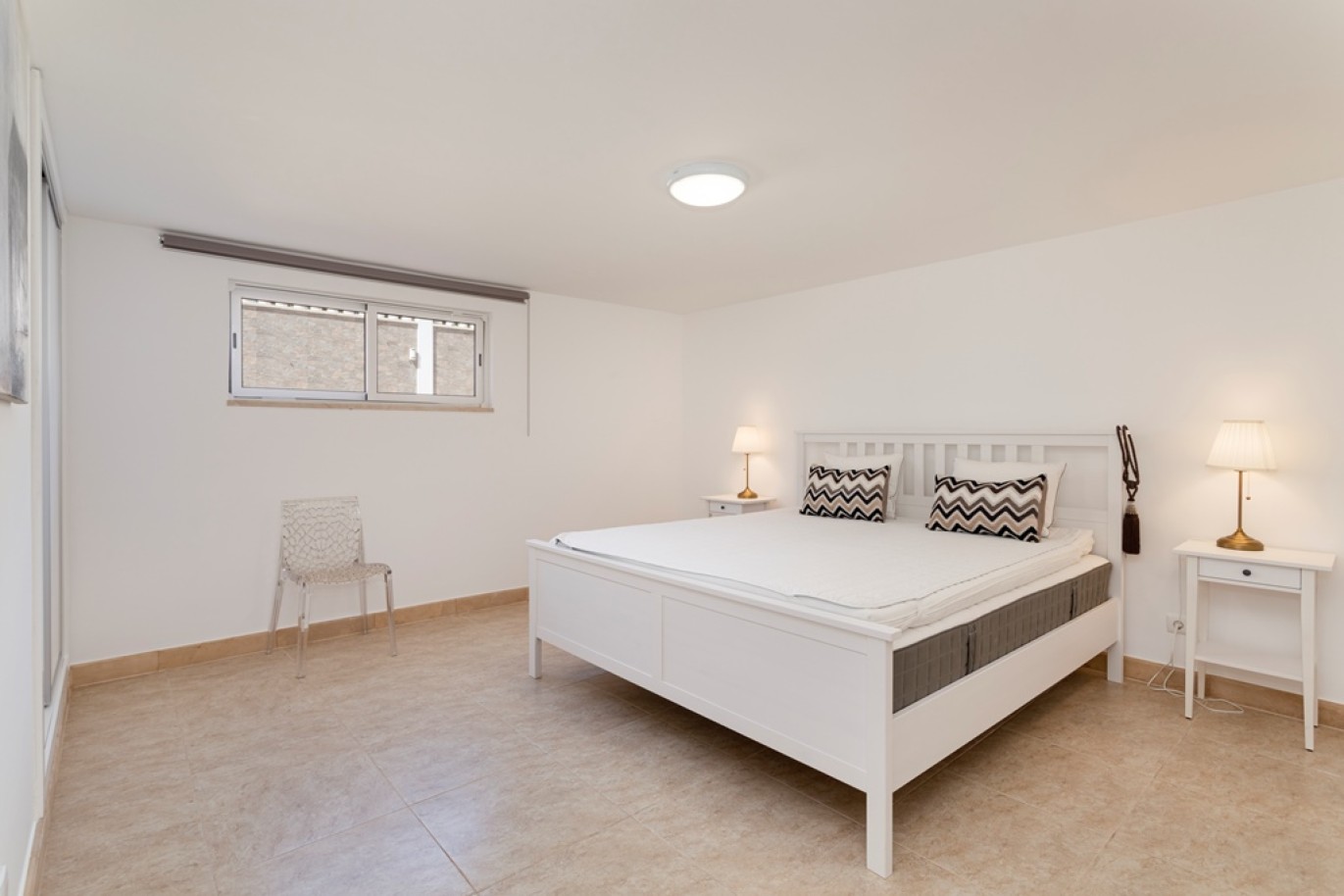 5-bedroom villa with pool, for sale in Vilamoura, Algarve_264458